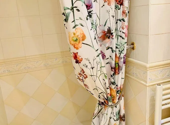 Paola Paradise アパート